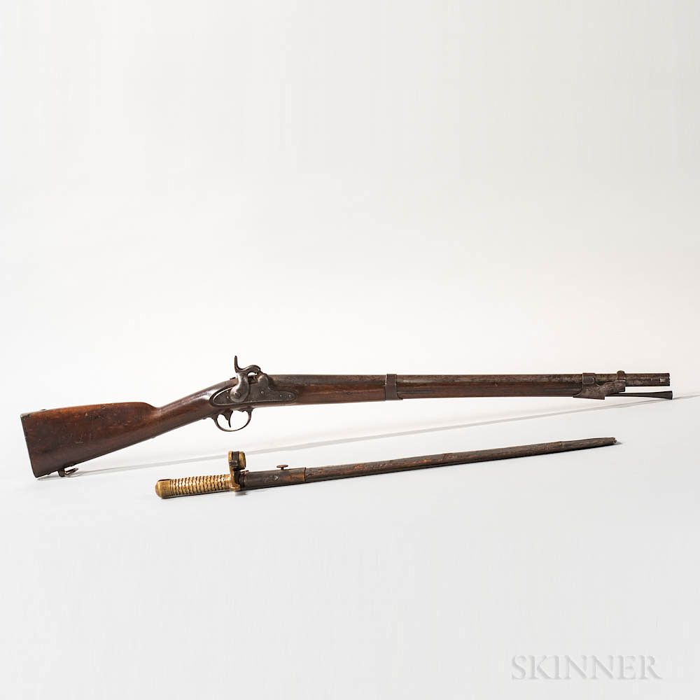 Appraisal: U S Model Sapper's Musketoon and Bayonet U S Model