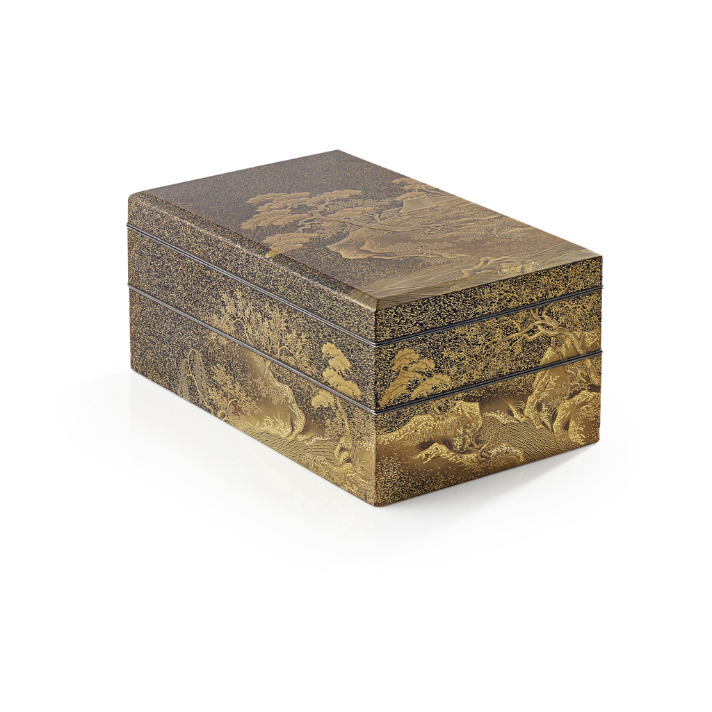 Appraisal: FINE GOLD-LACQUER TWO-TIER BOX AND COVER MEIJI PERIOD the exterior