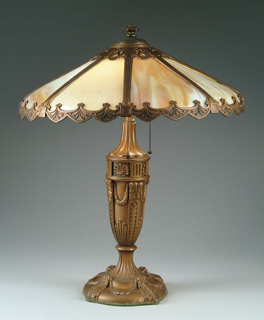 Appraisal: BENT PANEL TABLE LAMP Very nice eight panel table lamp