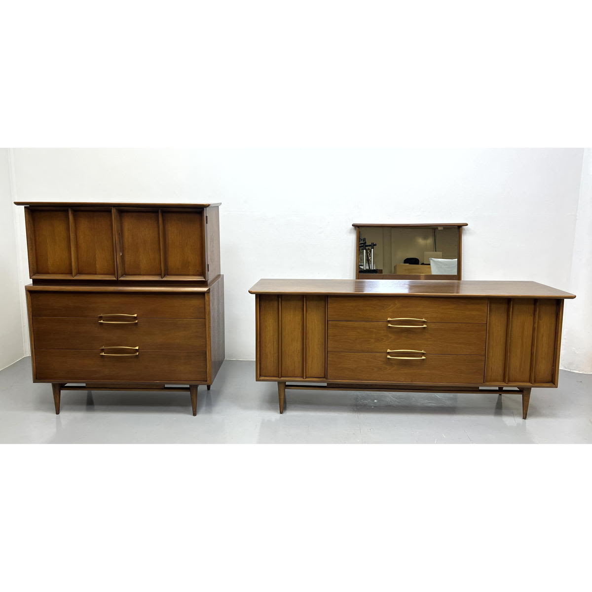 Appraisal: pc KENT COFFEY Bedroom Set High and Low Dressers Chests