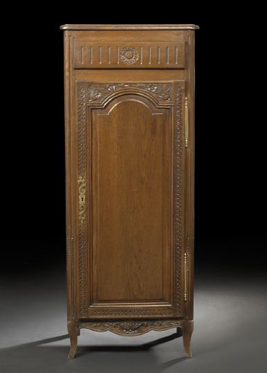 Appraisal: Provincial Louis XV-Style Oak Cupboard early th century the rounded