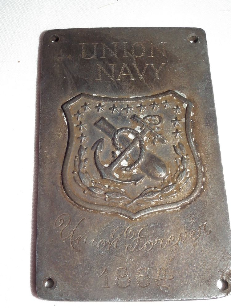 Appraisal: UNION NAVY MEDALLION Small plaque or medallion in bronze or