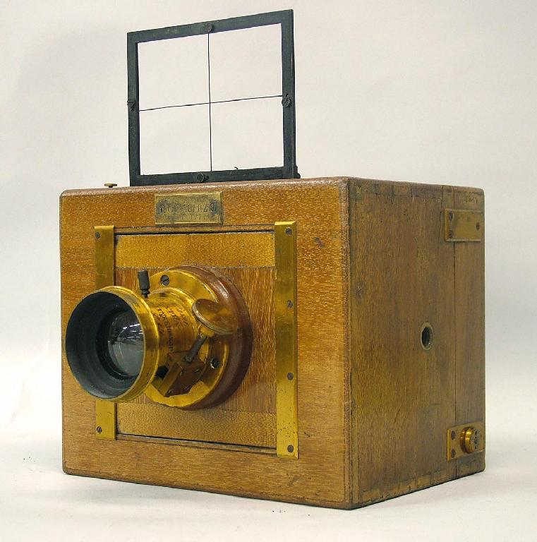 Appraisal: C P Goerz box form patent Anchutz mahogany camera no