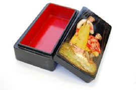 Appraisal: SIGNED RUSSIAN LACQUER BOX