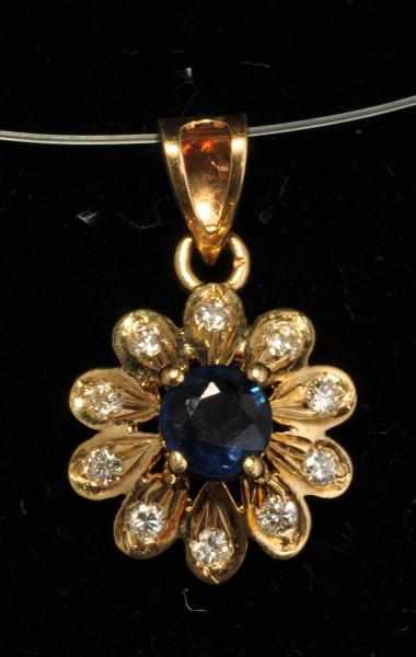 Appraisal: K Y Gold Diamond Sapphire Flower Pendant Description Sapphires ctw