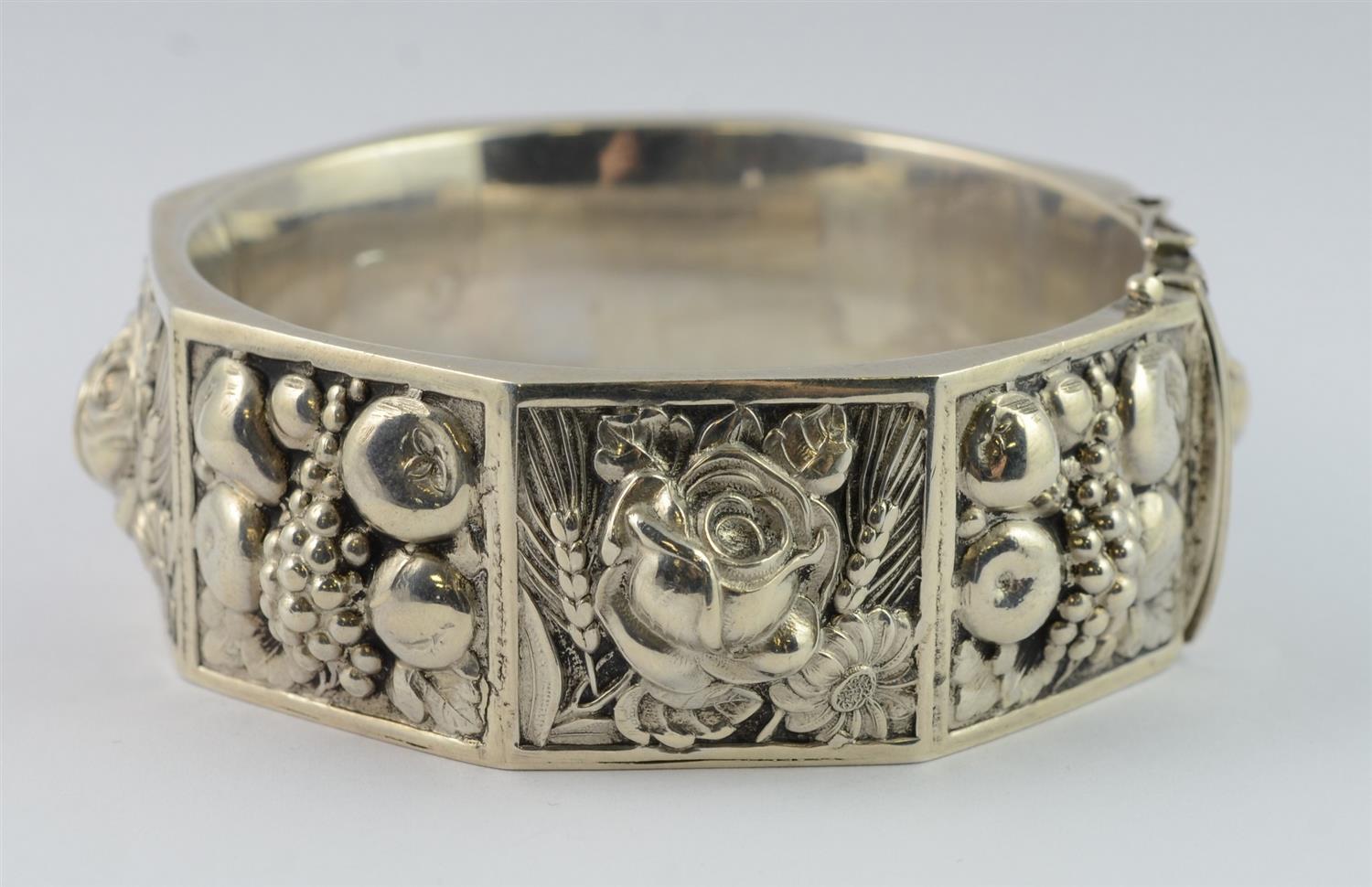 Appraisal: Sterling Repousse handmade hinged panel bangle - diameter TO