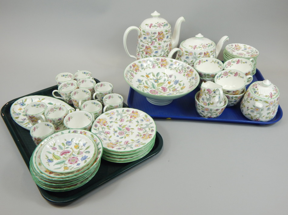 Appraisal: A quantity of Minton Haddon Hall porcelain to include coffee