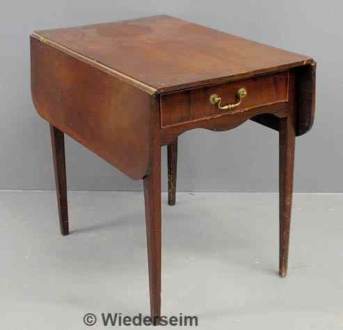 Appraisal: Georgian mahogany drop-leaf Pembroke table with a single drawer h