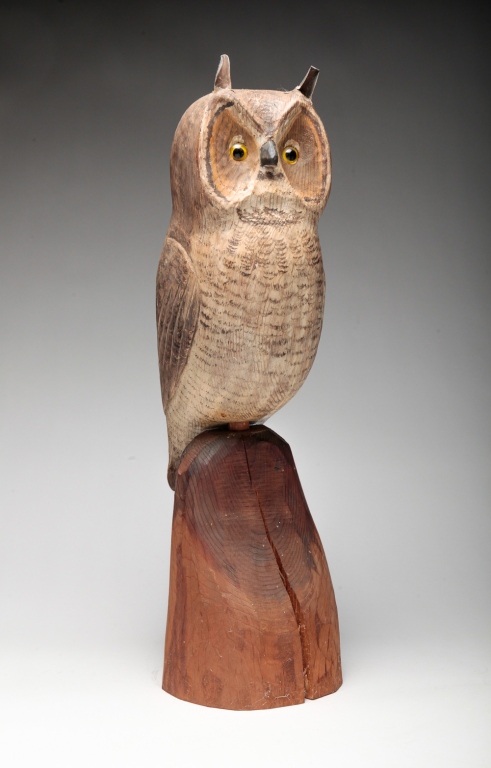 Appraisal: AMERICAN FOLK ART OWL CARVING Mid th century Carved from