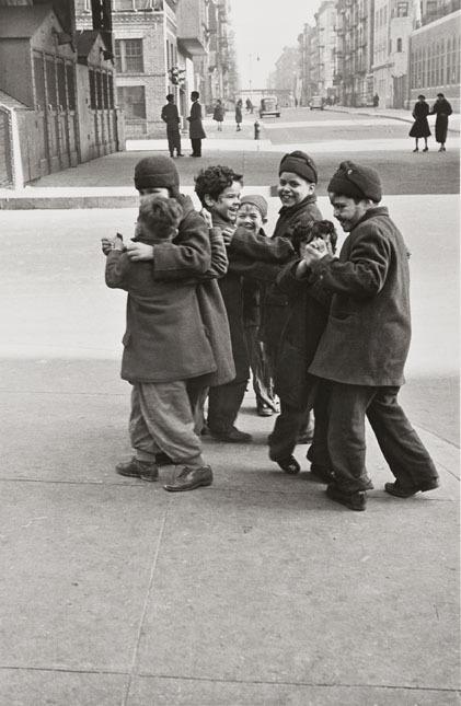 Appraisal: Helen Levitt b New York ca Gelatin silver print printed