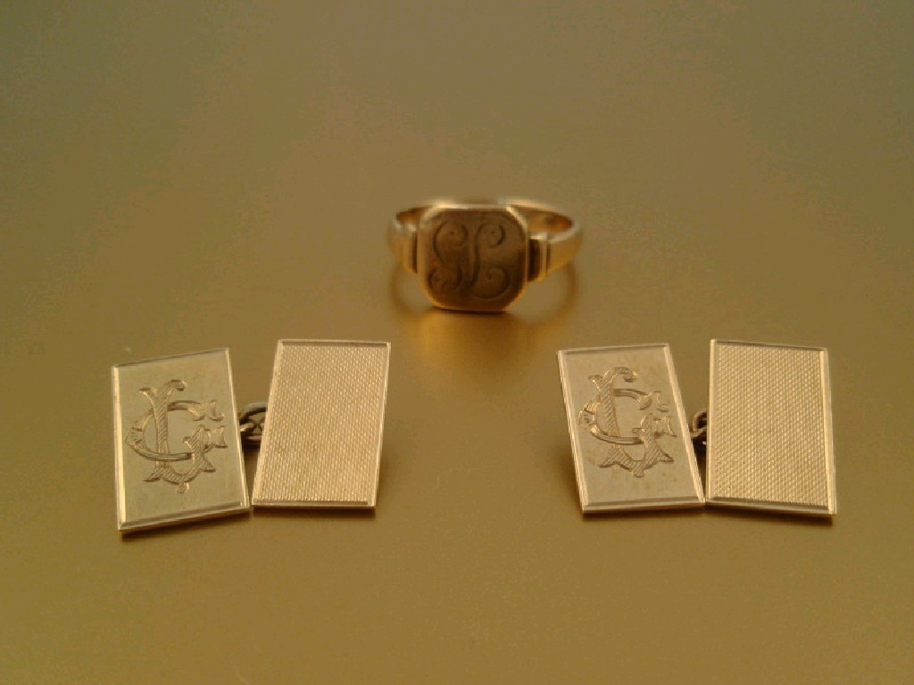 Appraisal: A ct gold signet ring and a pair of gold