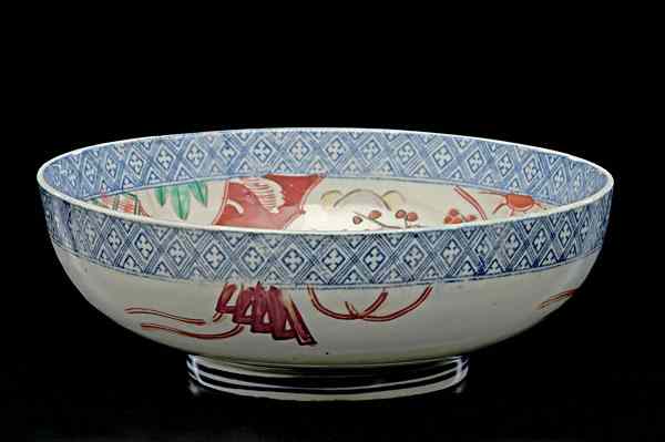 Appraisal: Japanese Bowl Japanese a bowl with floral decoration unmarked dia