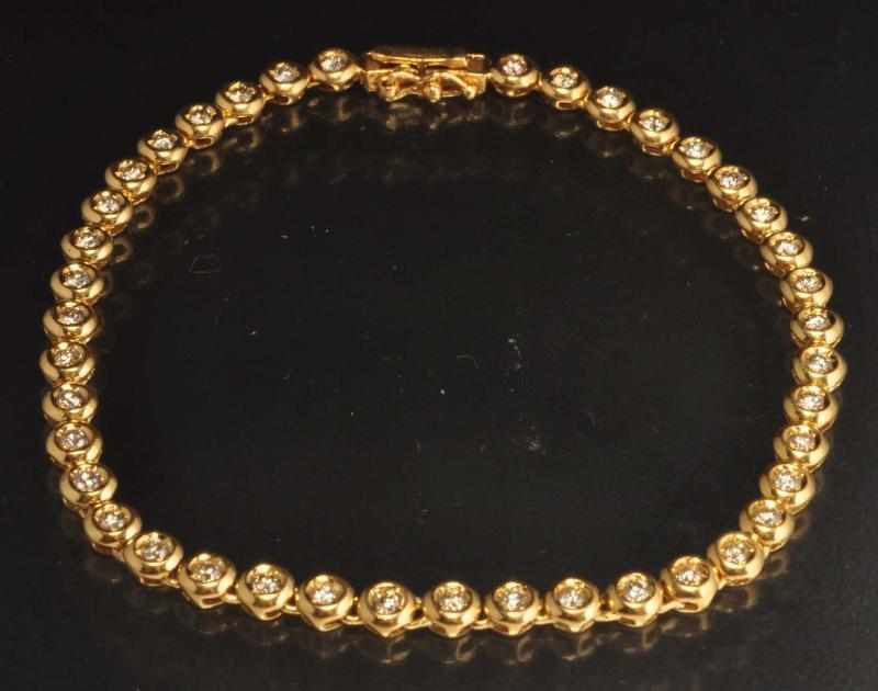 Appraisal: K Y Gold Diamond Bracelet Description Diamonds ctw Condition Excellent