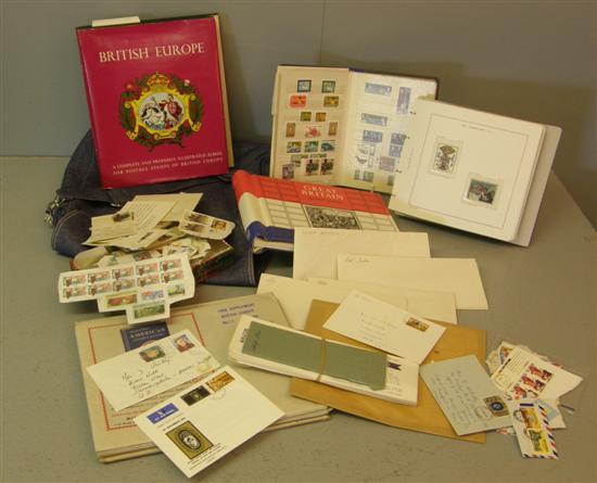 Appraisal: An interesting accumulation of postage stamps including France 'Art' series