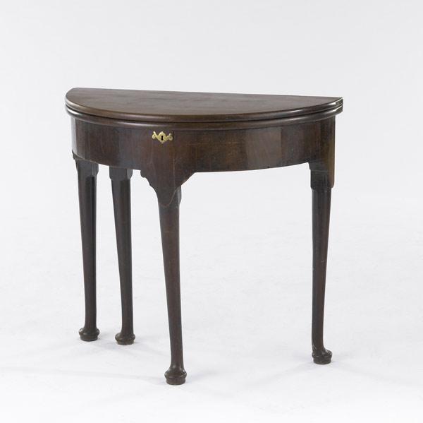 Appraisal: ENGLISH QUEEN ANNE GATELEG CARD TABLE Oak with brass hardware