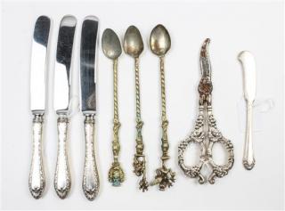 Appraisal: A Set of Twelve American Silver Luncheon Knives together with