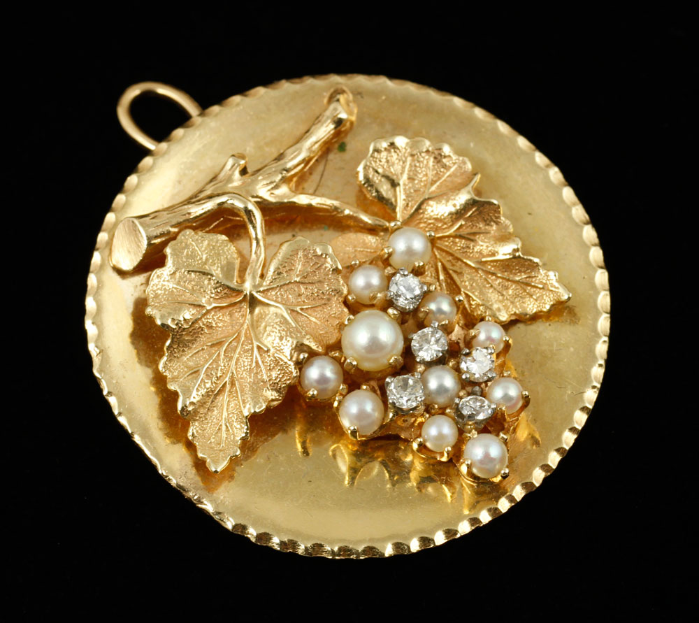 Appraisal: - K Yellow Gold Diamond and Pearl Pin K yellow