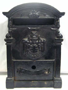 Appraisal: A cast iron post box