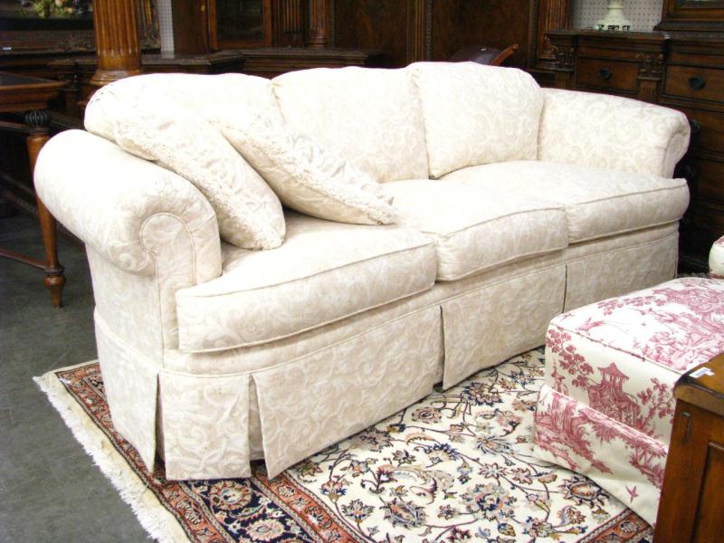 Appraisal: Harden Furniture Three Cushion Sofa