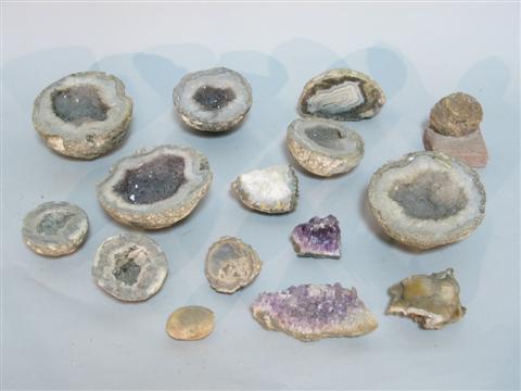 Appraisal: QUANTITY OF MINERAL SPECIMENS Provenance Property of the Estate of