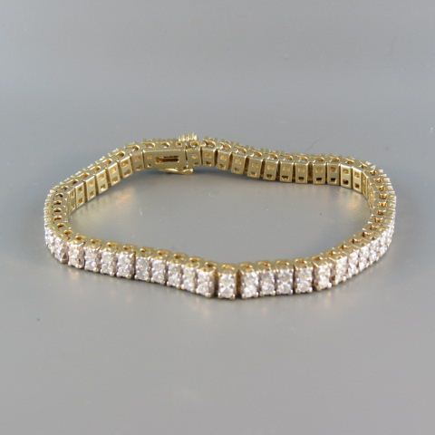 Appraisal: Diamond Bracelet round diamonds totaling carats in k yellow gold