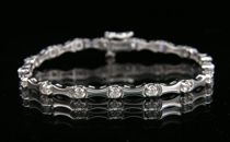 Appraisal: K Gold Diamond Bracelet K white gold linked bracelet set