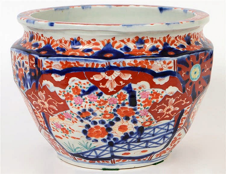 Appraisal: JAPANESE IMARI PORCELAIN PLANTEREarly th Century The ten-sided faceted circular