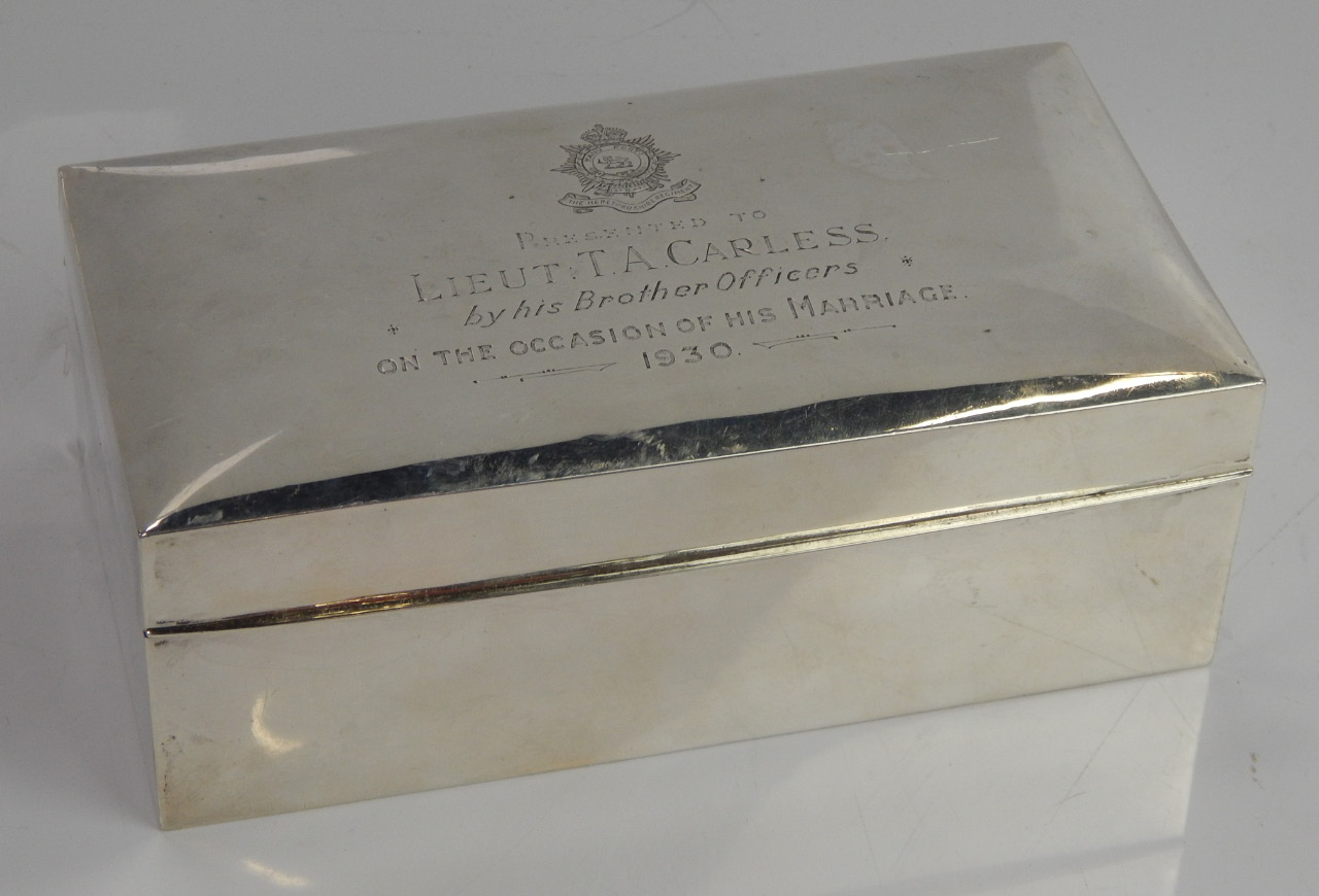 Appraisal: A George V silver presentation cigarette box with regimental crest