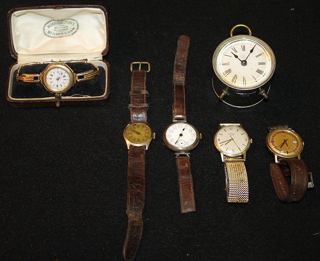 Appraisal: A CT GOLD GENTS WRIST WATCH by Bernex a ct