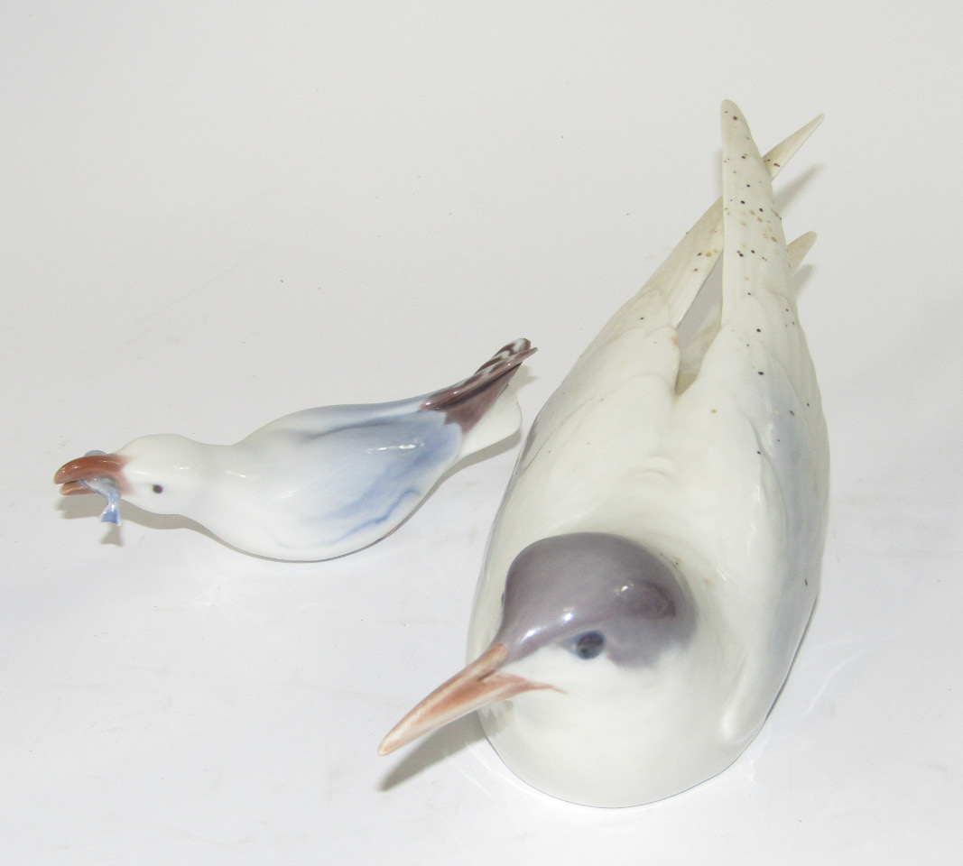 Appraisal: A Royal Copehagen model of a tern with partially folded