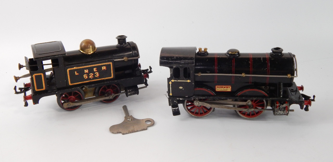 Appraisal: A Hornby gauge tinplate clockwork tank locomotive LNER in black