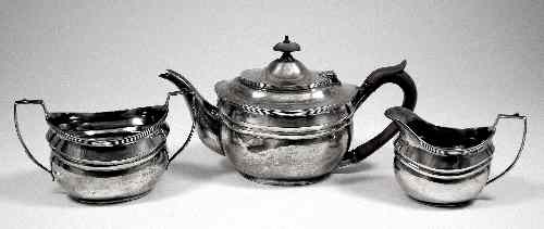 Appraisal: An Edward VIII silver three piece tea service of Georgian