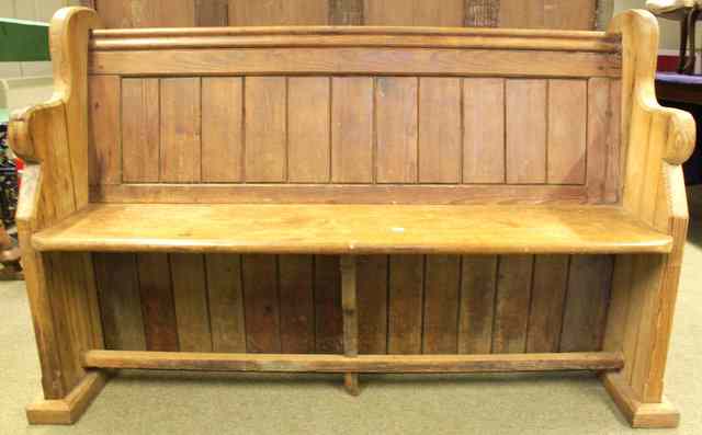 Appraisal: A pitch pine pew cm wide