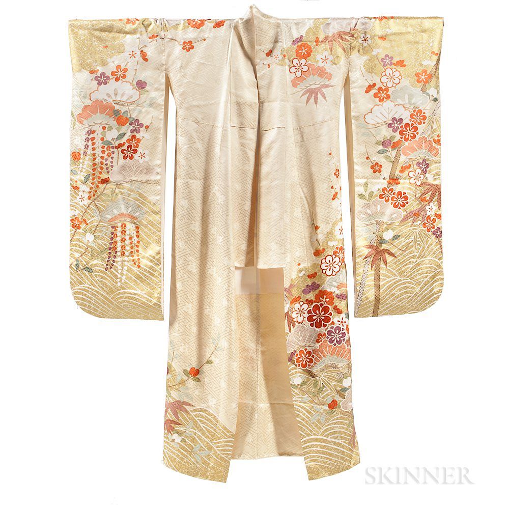 Appraisal: Kimono Kimono Japan th century the creamy yellow kimono decorated