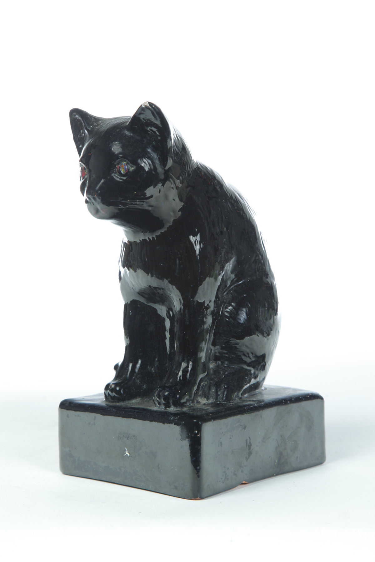 Appraisal: REDWARE CAT ATTRIBUTED TO PETERS REED ZANESVILLE OHIO First quarter-