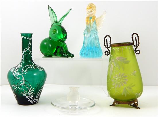 Appraisal: GLASS Art glass two figures two vases and one shallow