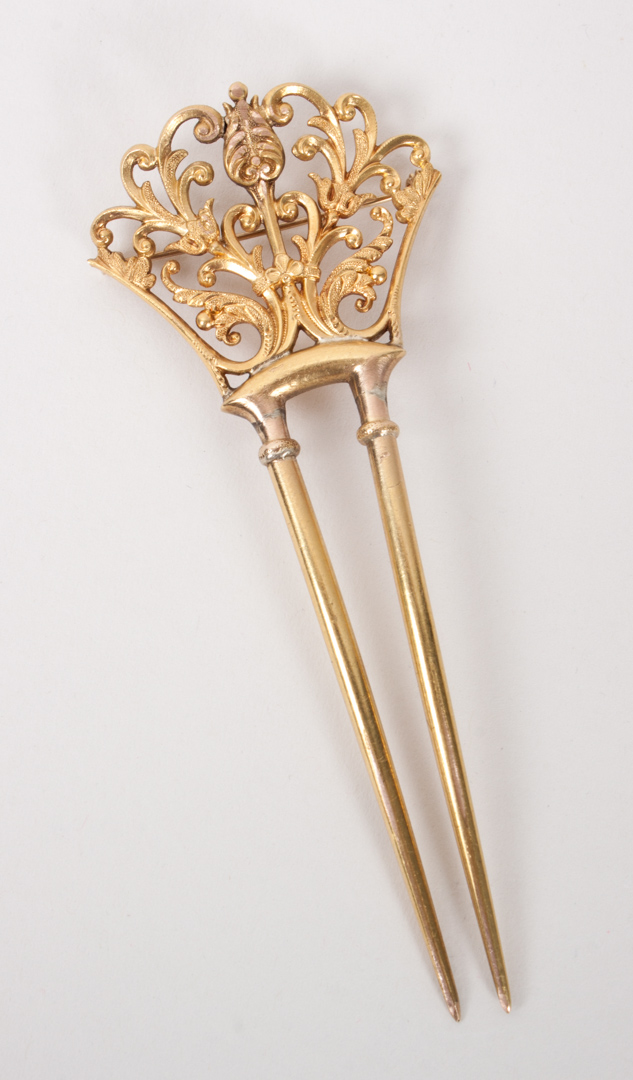 Appraisal: Gold hair comb brooch grams