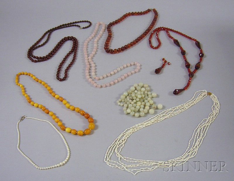 Appraisal: Group of Beaded Necklaces including quartz pearl and amber