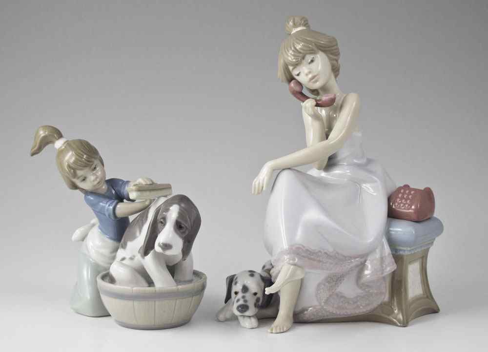 Appraisal: LLADRO PORCELAIN FIGURINES BY JUAN HUERTA CHIT-CHAT issued retired blue