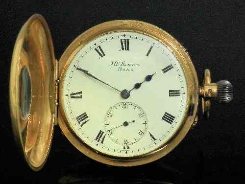 Appraisal: An Edward VII ct gold half hunting cased keyless pocket