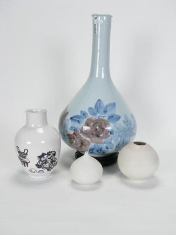 Appraisal: Group of Decorator Porcelain Items including a '' vase on