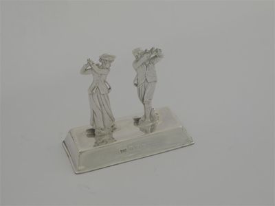 Appraisal: Golfing an Edwardian menu card holder in the form of