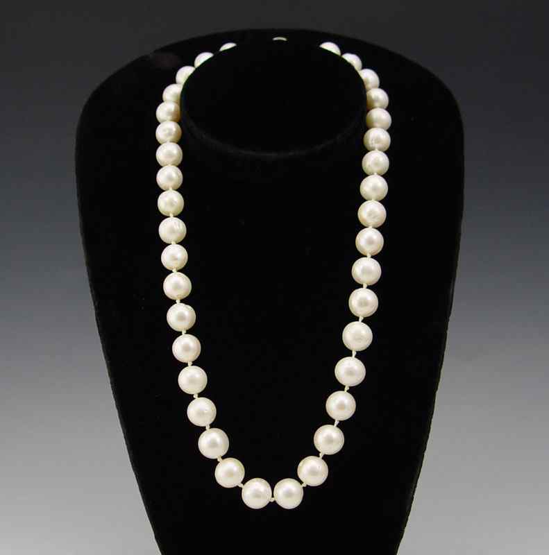 Appraisal: MM PEARL STRAND NECKLACE Stand of '' mm cultured freshwater