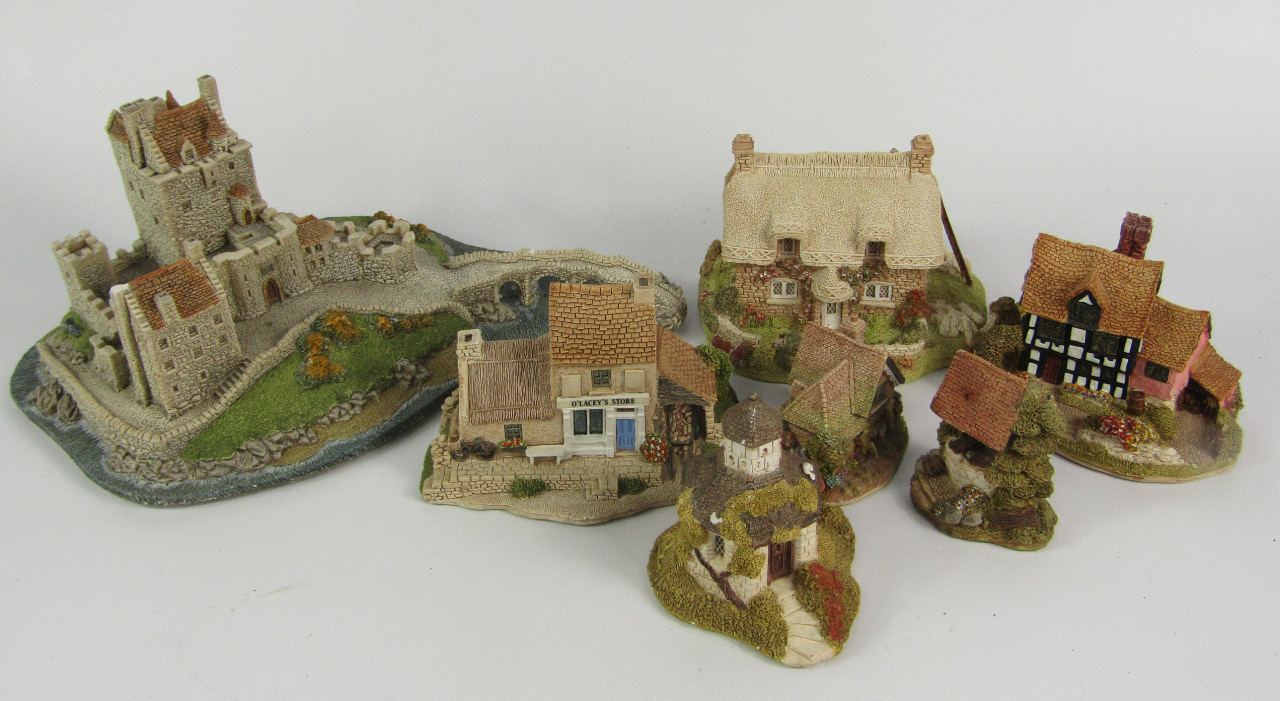 Appraisal: Lilliput Lane sculptures comprising Eilean Donan Castle The Dovecot O'Lacey's