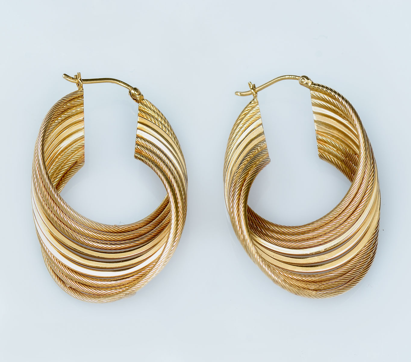 Appraisal: K FUSED HOOP EARRINGS European made fused hoop earrings in