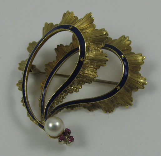 Appraisal: PEARL RUBY AND K GOLD BROOCH set with a single