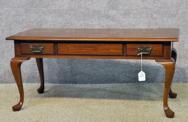 Appraisal: Cherry Coffee TableWith cabriole legs and molded top Having small