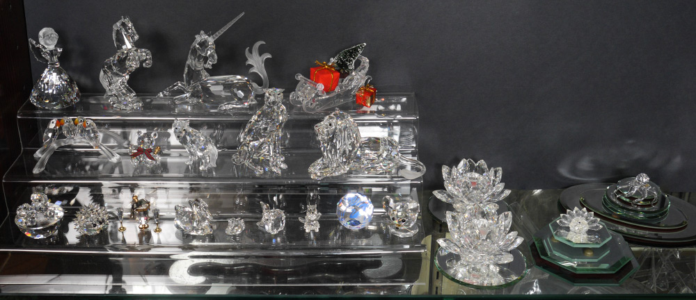 Appraisal: ESTATE LOT OF SWAROVSKI CRYSTAL FIGURES pieces to include Lion