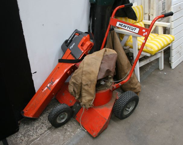 Appraisal: An electric leaf blower together with a Ryobi Brass Scorpion