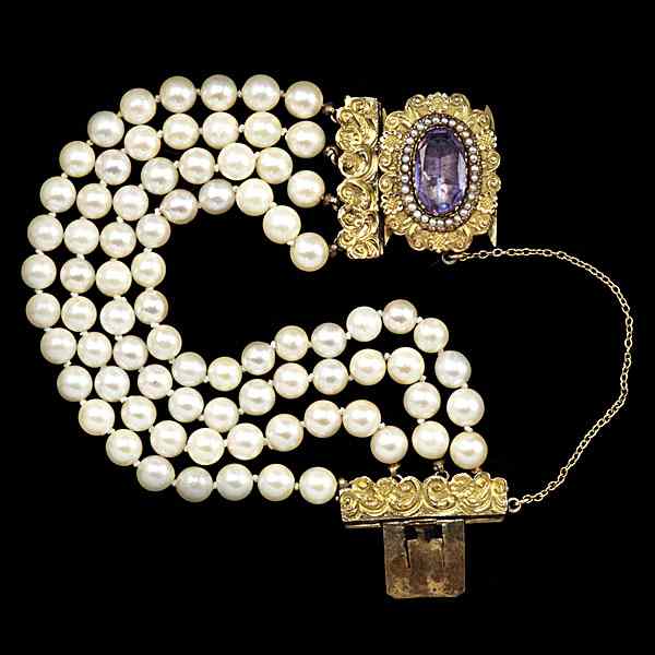 Appraisal: Vintage 's Cultured Pearl Bracelet A vintage clasp bracelet made